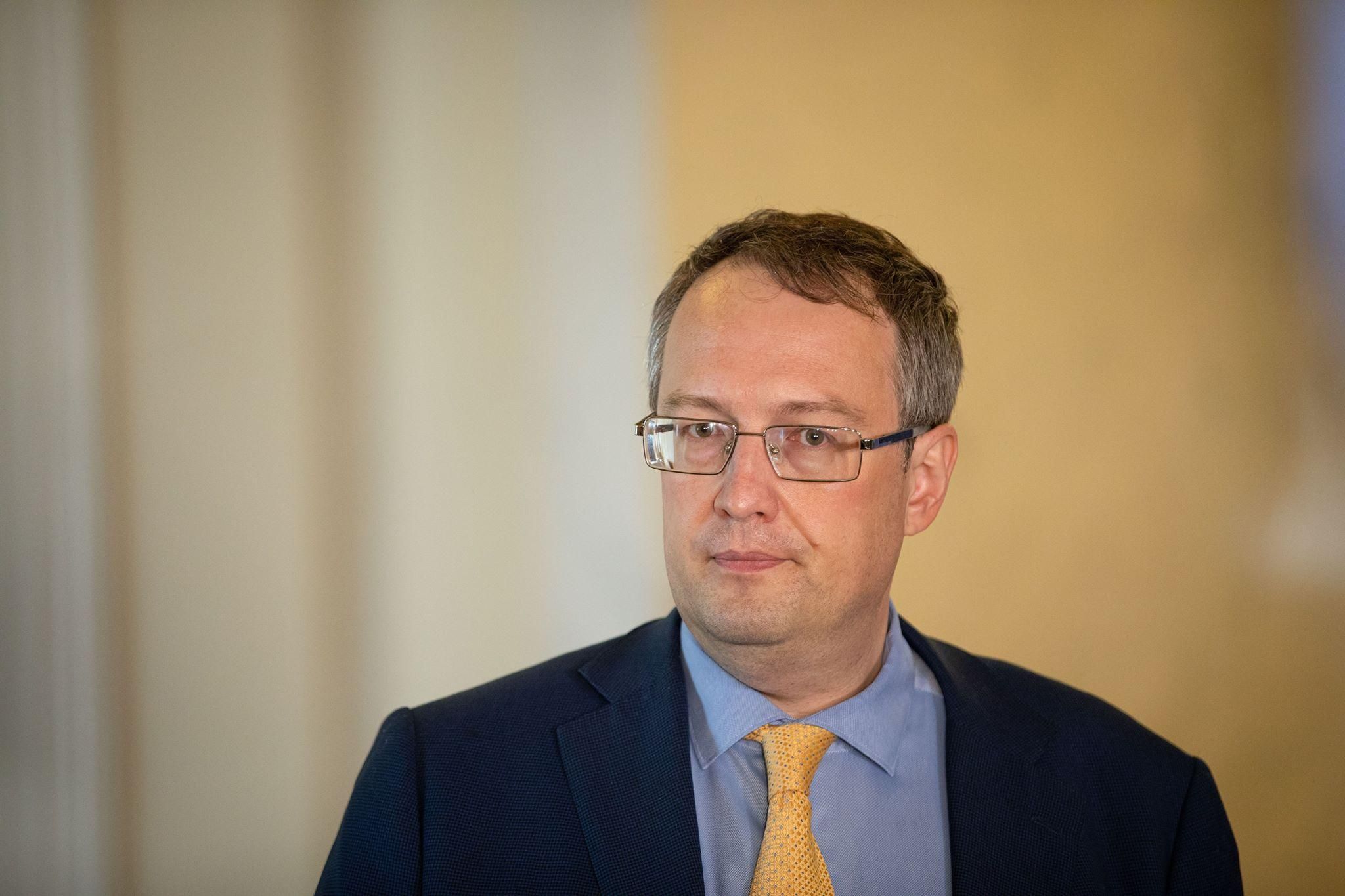 Новые вагоны для Укрзализныци: в МВД против направлять на это деньги, полученные из штрафов Новые вагоны для Укрзализныци: в МВД против направлять на это деньги, полученные из штрафов