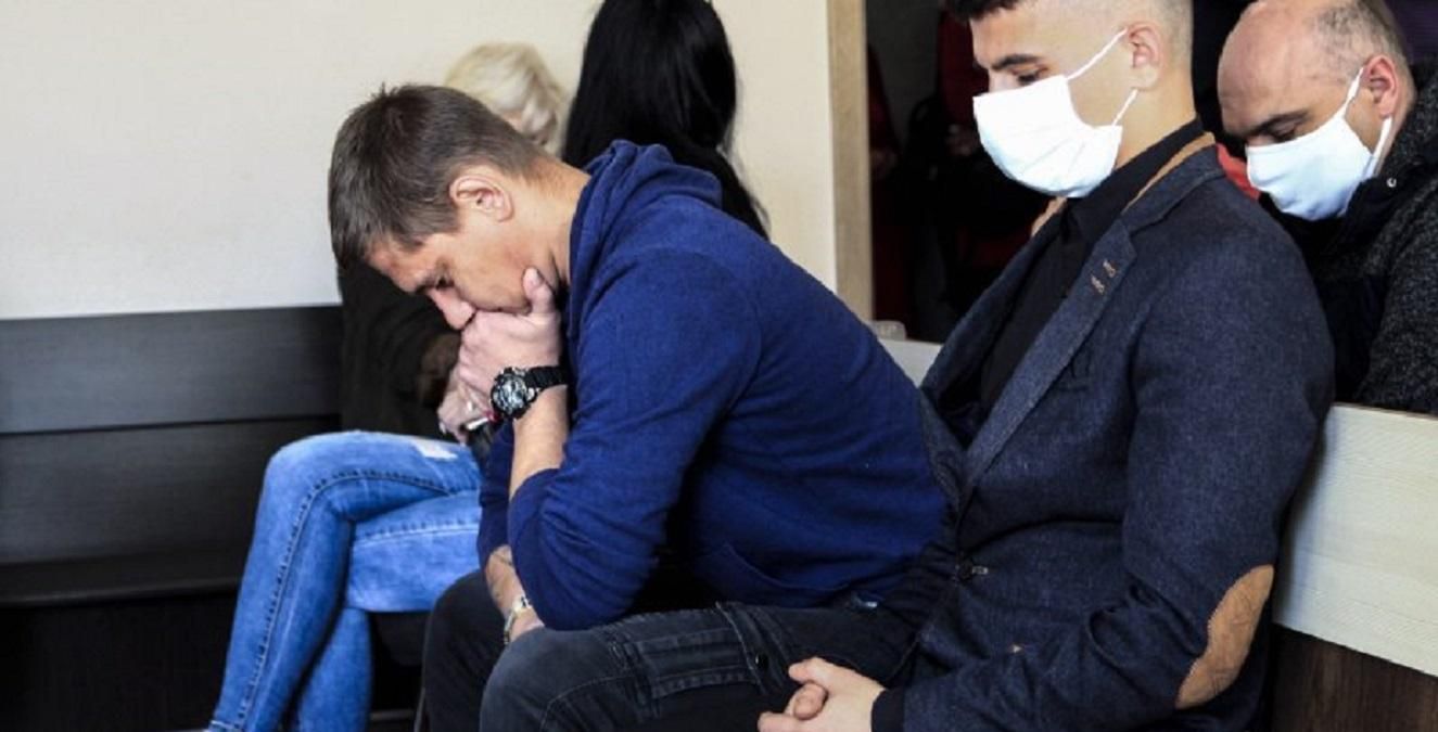 Відбивали затриманого у ОМОНу: 2 білорусів засудили до 3 років колонії Відбивали затриманого у ОМОНу: 2 білорусів засудили до 3 років колонії