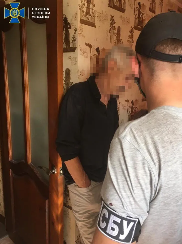 СБУ затримала чоловіка, який штурмував адмінбудівлі на Луганщині
