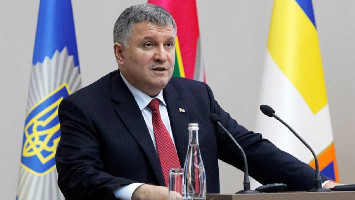 Аваков назвал Фокина "мерзавцем" и призвал "гнать его" Аваков назвал Фокина "мерзавцем" и призвал "гнать его"