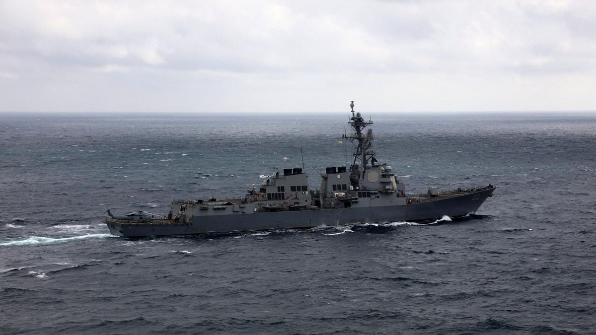Україна та США провели спільні військові навчання у Чорному морі: яскраві фото, відео Україна та США провели спільні військові навчання у Чорному морі: яскраві фото, відео