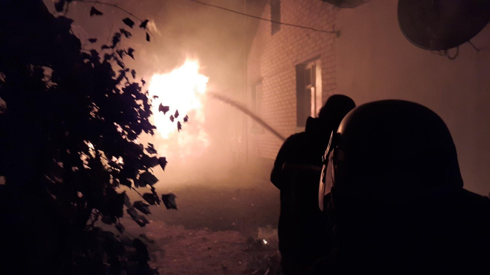 Пожежі на Луганщині: Аваков каже, що не вистачає технічних можливостей