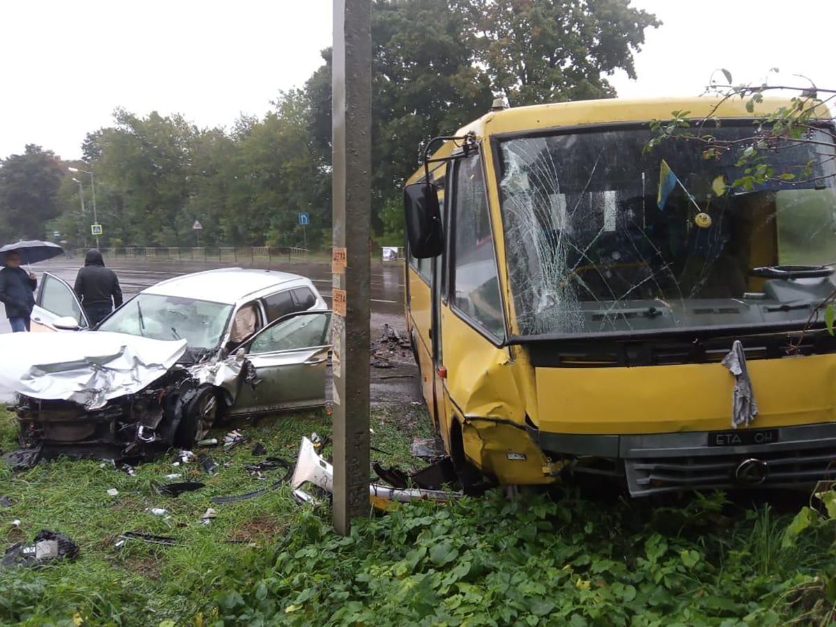 ДТП на трасі Львів – Рава-Руська 1 жовтня 2020: відео, фото ДТП на трасі Львів – Рава-Руська 1 жовтня 2020: відео, фото