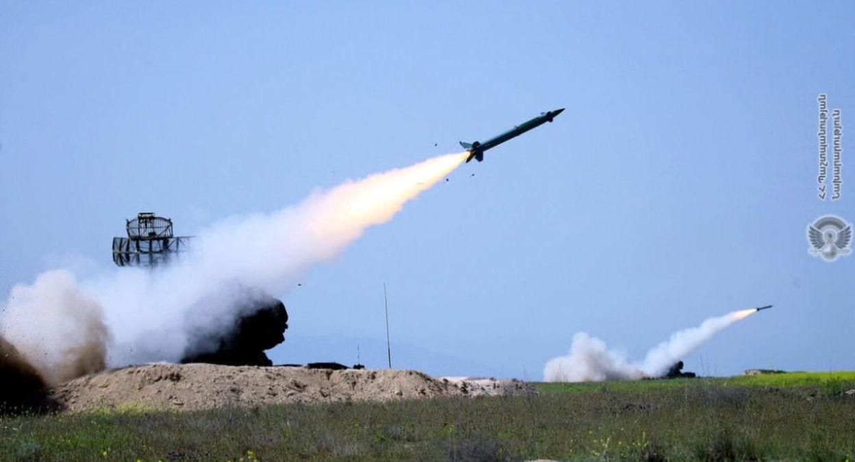 Азербайджан перейшов у наступ у Нагірному Карабасі Азербайджан перейшов у наступ у Нагірному Карабасі