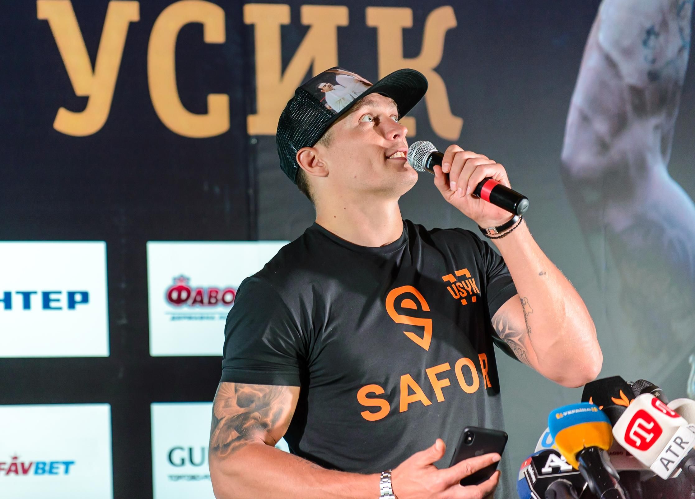 Я готовий їхати в їх ліс: Усик показав, як тренується перед боєм з Чісорою – відео
