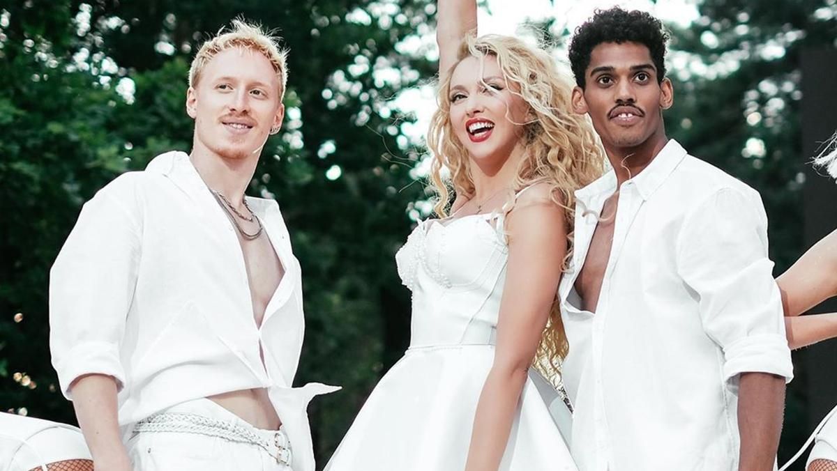 После антирекорда COVID-19: Оля Полякова собрала стадион в Харькове – фото и видео После антирекорда COVID-19: Оля Полякова собрала стадион в Харькове – фото и видео