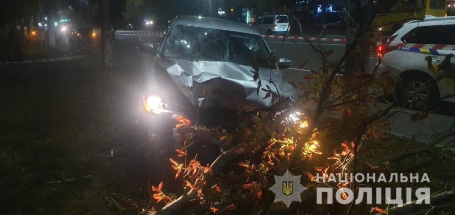 Дружина поліцейського, який збив двох жінок у Броварах, пропонувала гроші сім'ї постраждали Дружина поліцейського, який збив двох жінок у Броварах, пропонувала гроші сім'ї постраждали