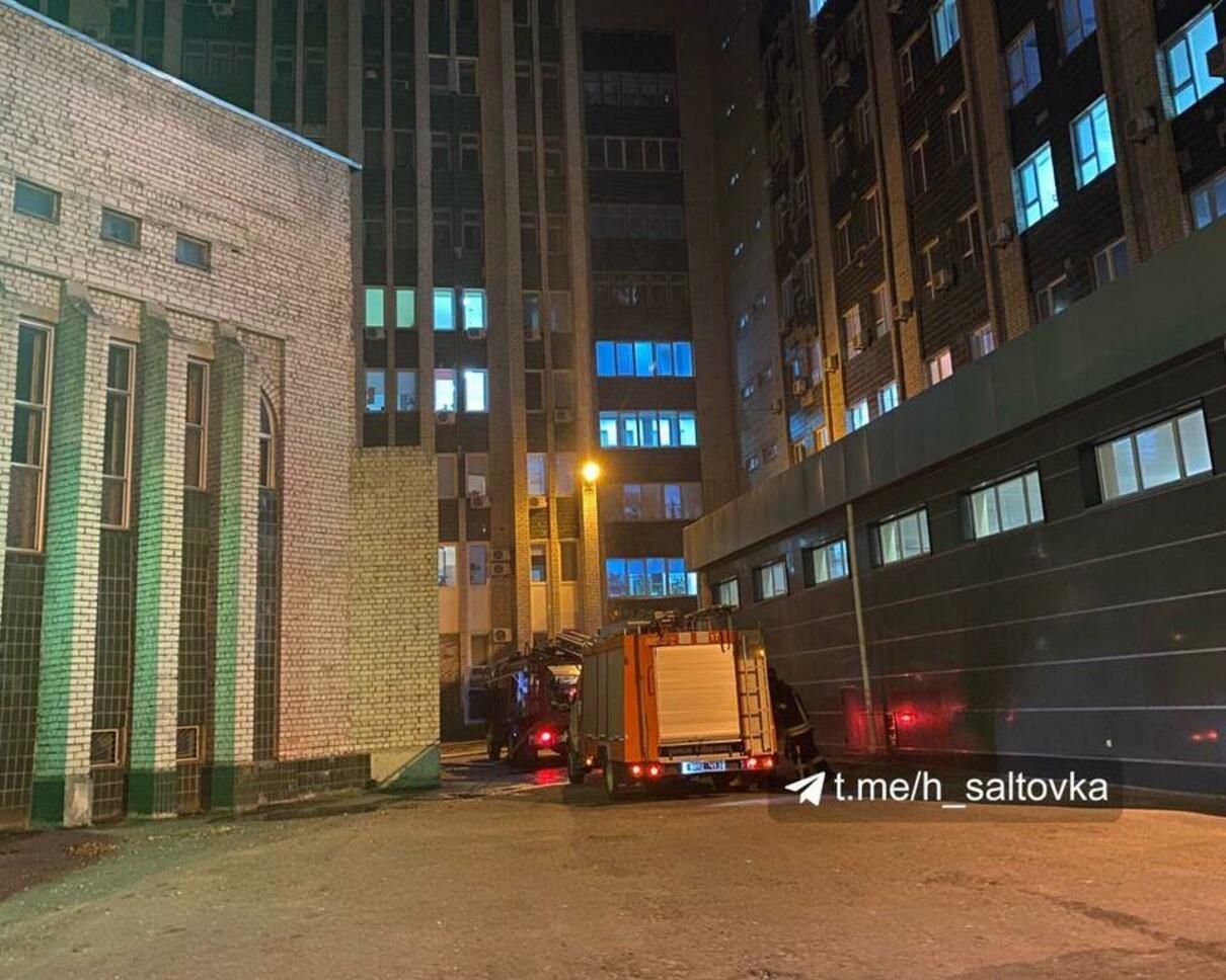 Пожар в областной больнице Харькова 5 октября 2020: фото, видео Пожар в областной больнице Харькова 5 октября 2020: фото, видео