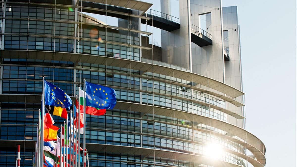 Потеря безвиза – не слухи: в Европарламенте назвали основания Потеря безвиза – не слухи: в Европарламенте назвали основания