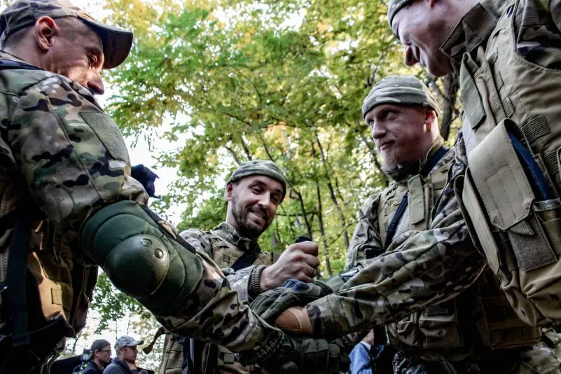Інтерв'ю з творцями серіалу Інтерв'ю з творцями серіалу