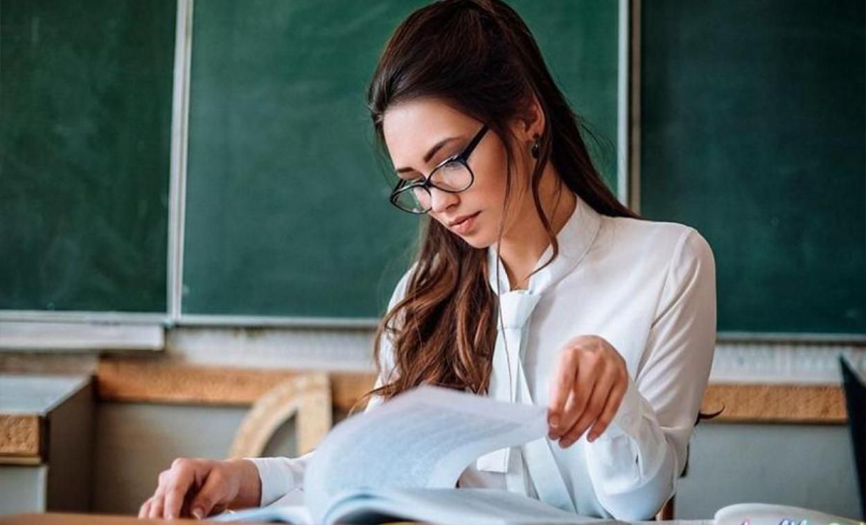 Почему профессия учителя постепенно вымирает в Украине: причины Почему профессия учителя постепенно вымирает в Украине: причины