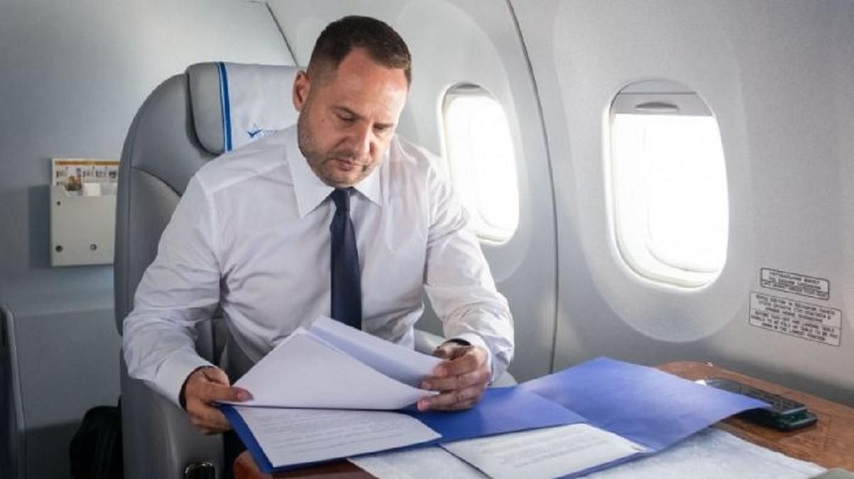 Єрмак провів таємну зустріч у Ватикані, – ЗМІ Єрмак провів таємну зустріч у Ватикані, – ЗМІ