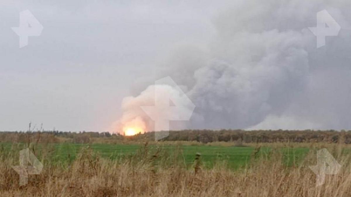 Пожежа на складах боєприпасів у Рязанській області РФ: фото і відео