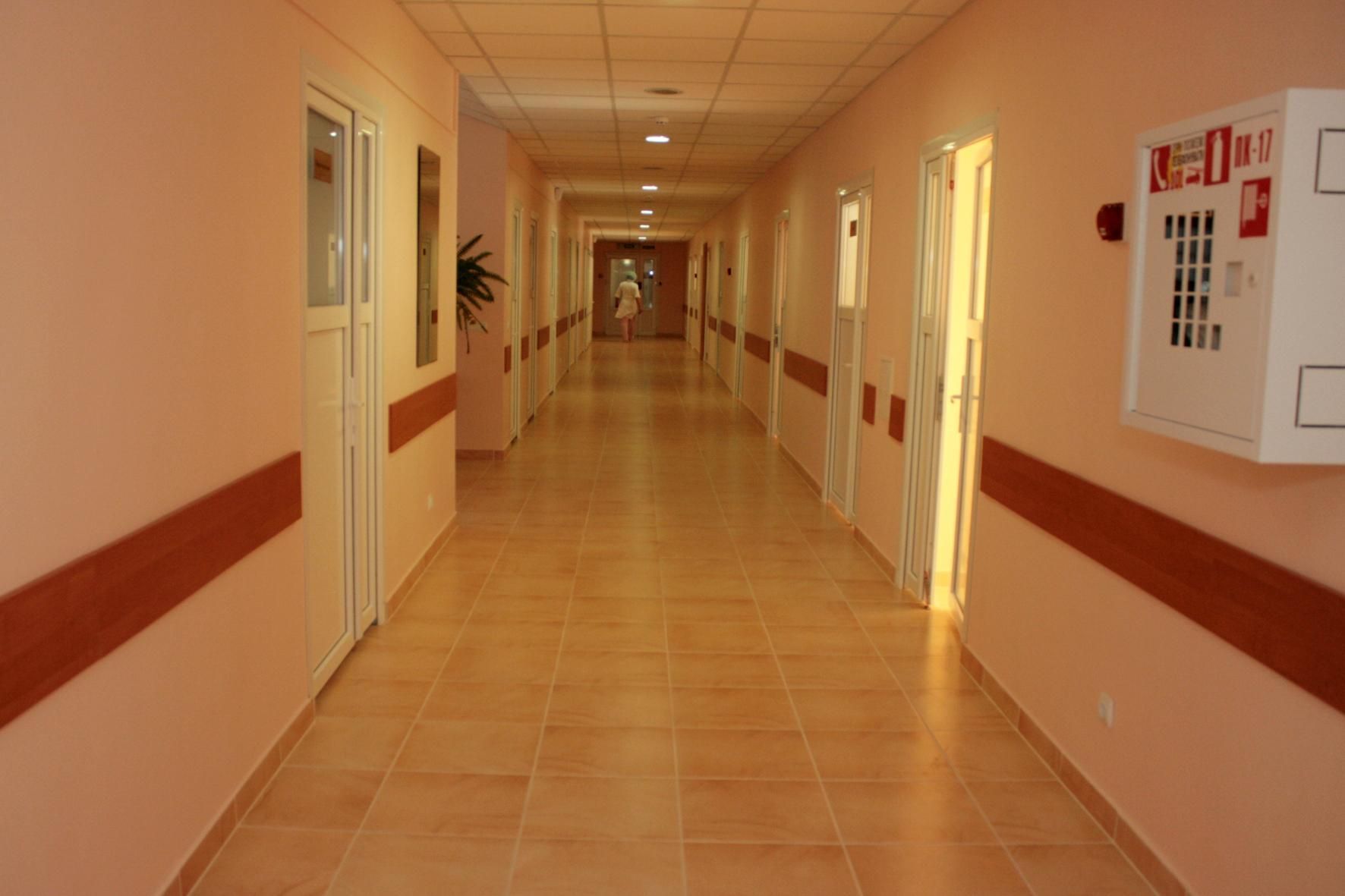 У лікарнях Харкова закінчуються місця для хворих на коронавірус