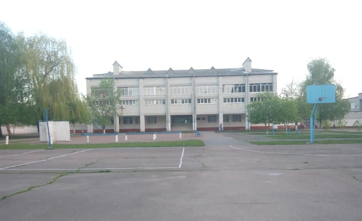 Карантин у школі Борисполя: COVID-19 виявили в 11 вчителів та 5 учнів Карантин у школі Борисполя: COVID-19 виявили в 11 вчителів та 5 учнів