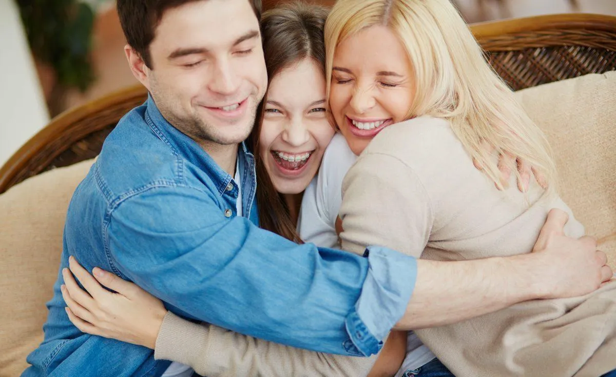 Обіймайте частіше дітей Обіймайте частіше дітей