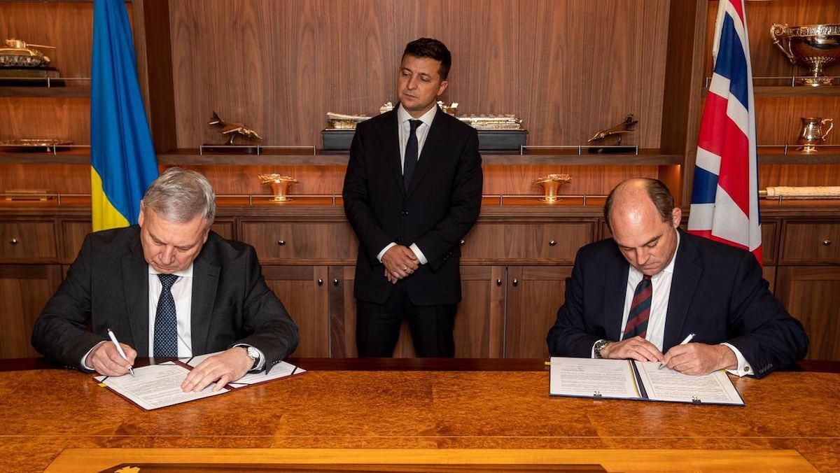 Украина и Великобритания будут совместно создавать ракетный катер Украина и Великобритания будут совместно создавать ракетный катер