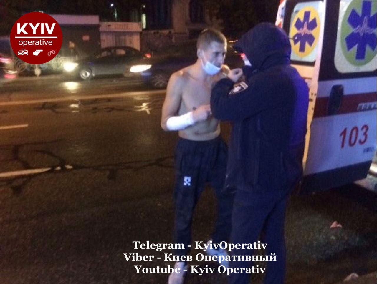 Поліція вгамувала бешкетника й відправила його в лікарню Поліція вгамувала бешкетника й відправила його в лікарню