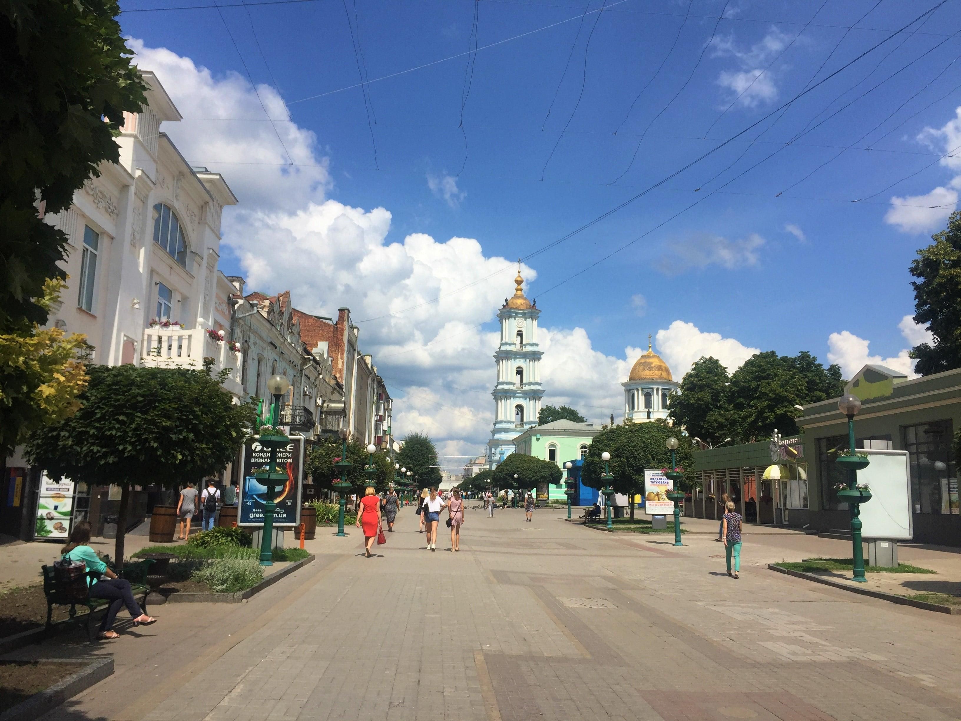 Суммы и Канев в красной карантинной зоне: что изменится Суммы и Канев в красной карантинной зоне: что изменится