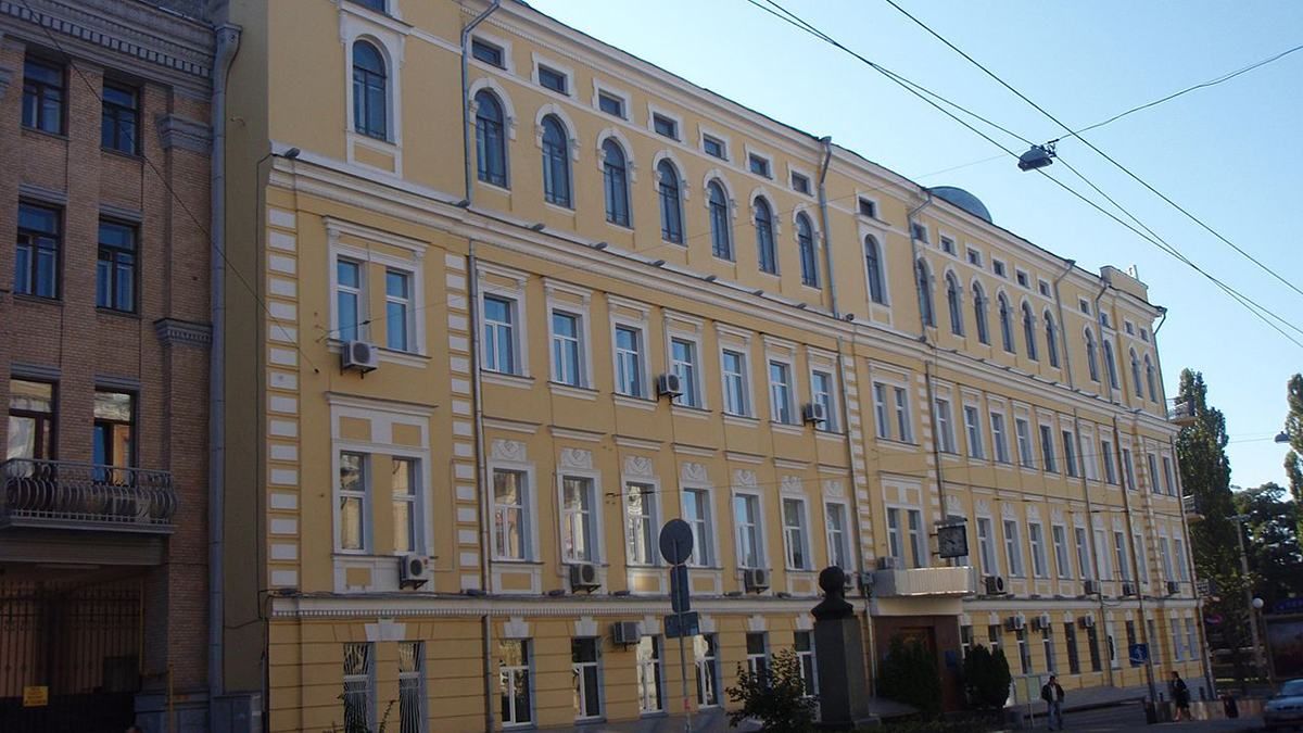 Факультет університету Драгоманова у Києві закрили на карантин Факультет університету Драгоманова у Києві закрили на карантин