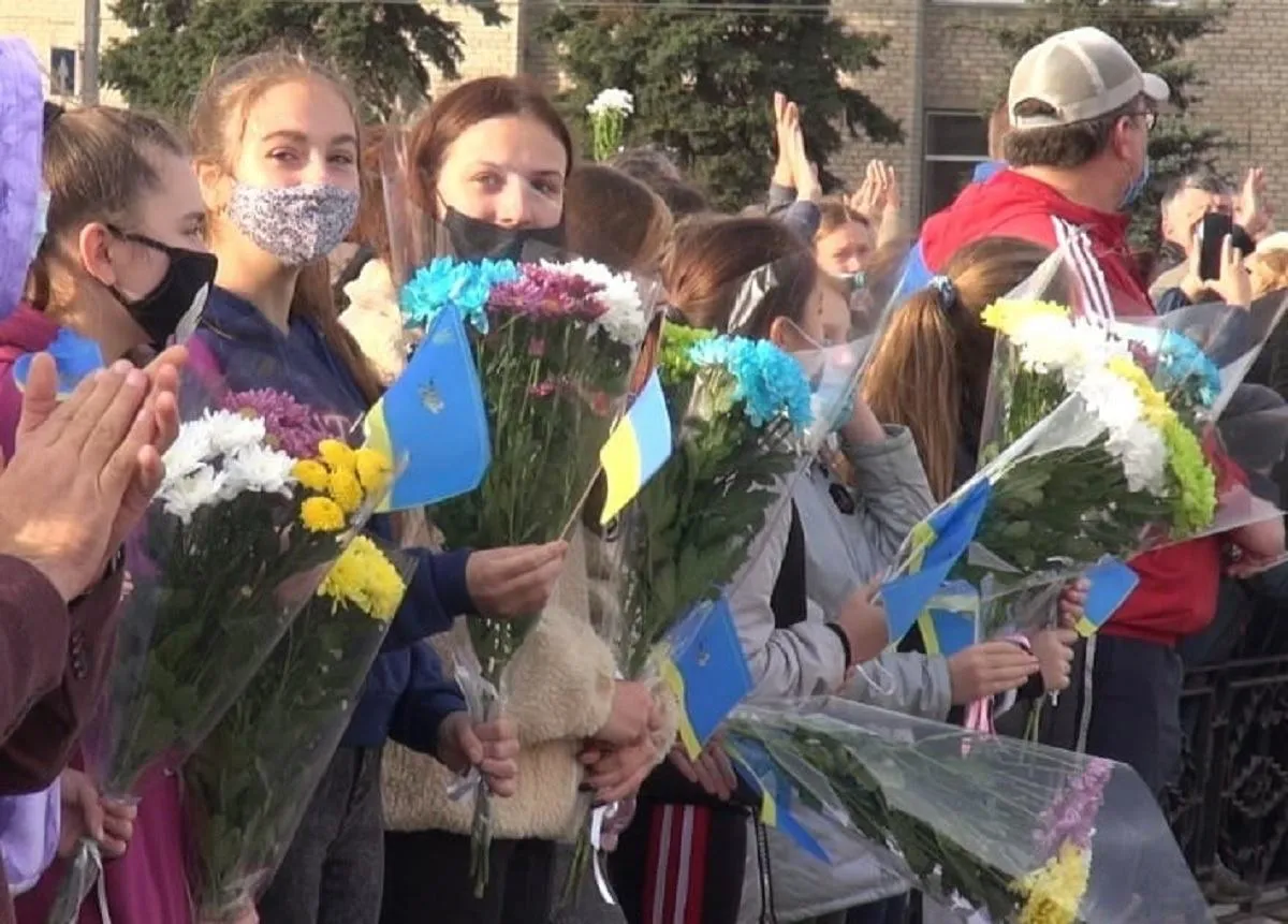 На Луганщині провели рятувальників додому після ліквідації пожеж