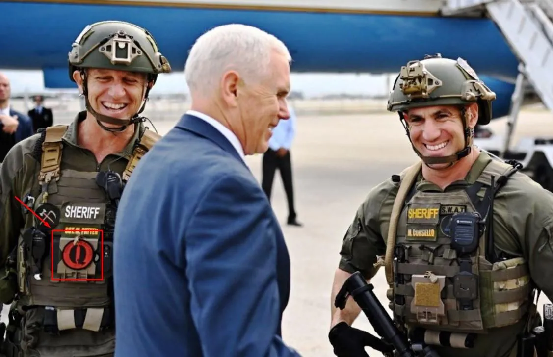 Движение Q в США Движение Q в США