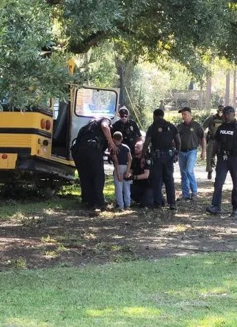 У США 11-річний хлопчик викрав шкільний автобус