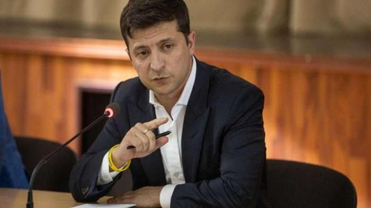 Зміни до Конституції, які ініціює Росія, є неможливими, - Зеленський Зміни до Конституції, які ініціює Росія, є неможливими, - Зеленський