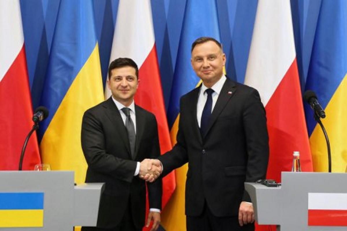 Польша находится бок о бок с Украиной в вопросе границ, – Дуда