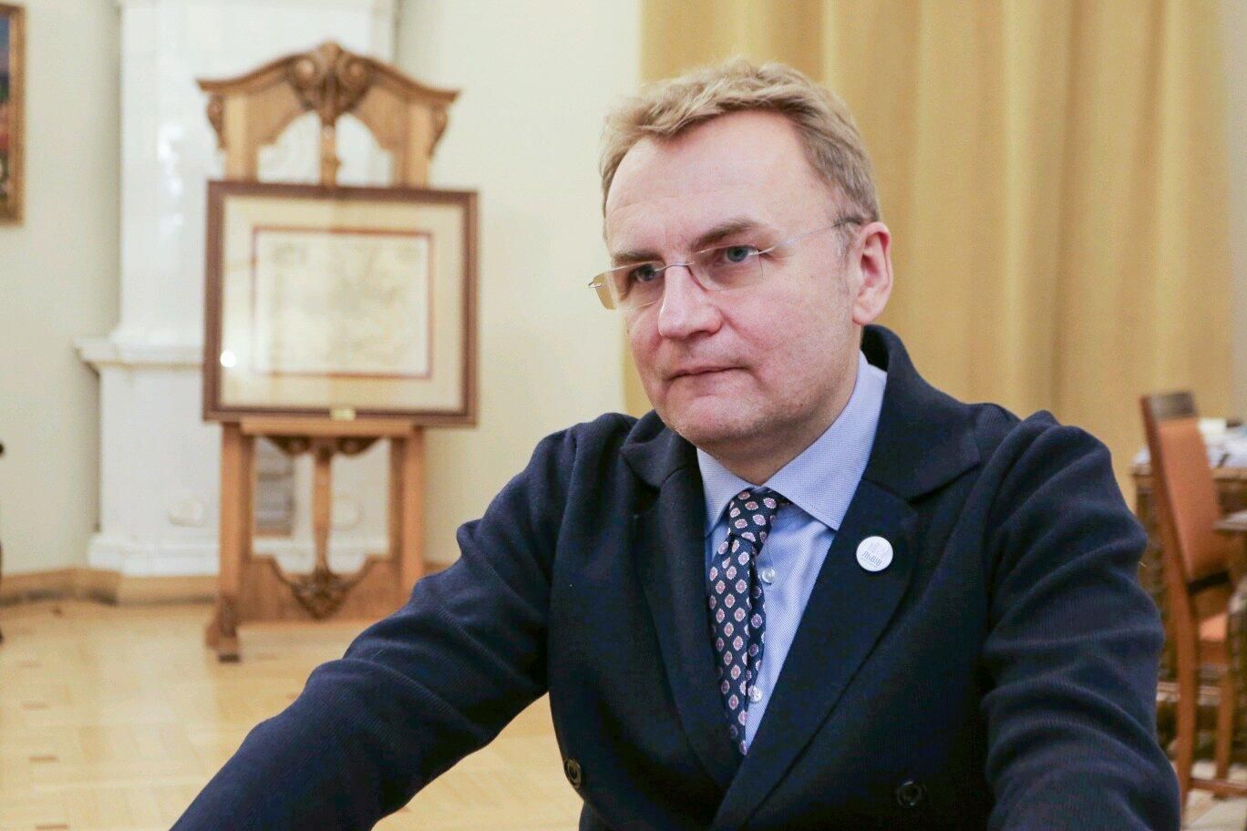 Садовый призвал начать карантин в школах Львова с 19.10.2020 Садовый призвал начать карантин в школах Львова с 19.10.2020