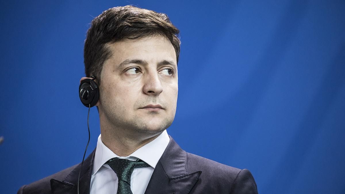 Зеленський анонсував всенародне опитування під час виборів 25 жовтня
