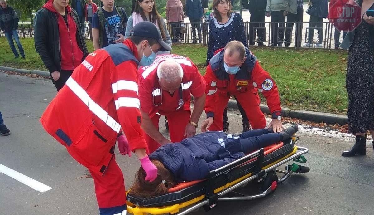 Працівниця прокуратури збила дівчину на переході у Борисполі Працівниця прокуратури збила дівчину на переході у Борисполі