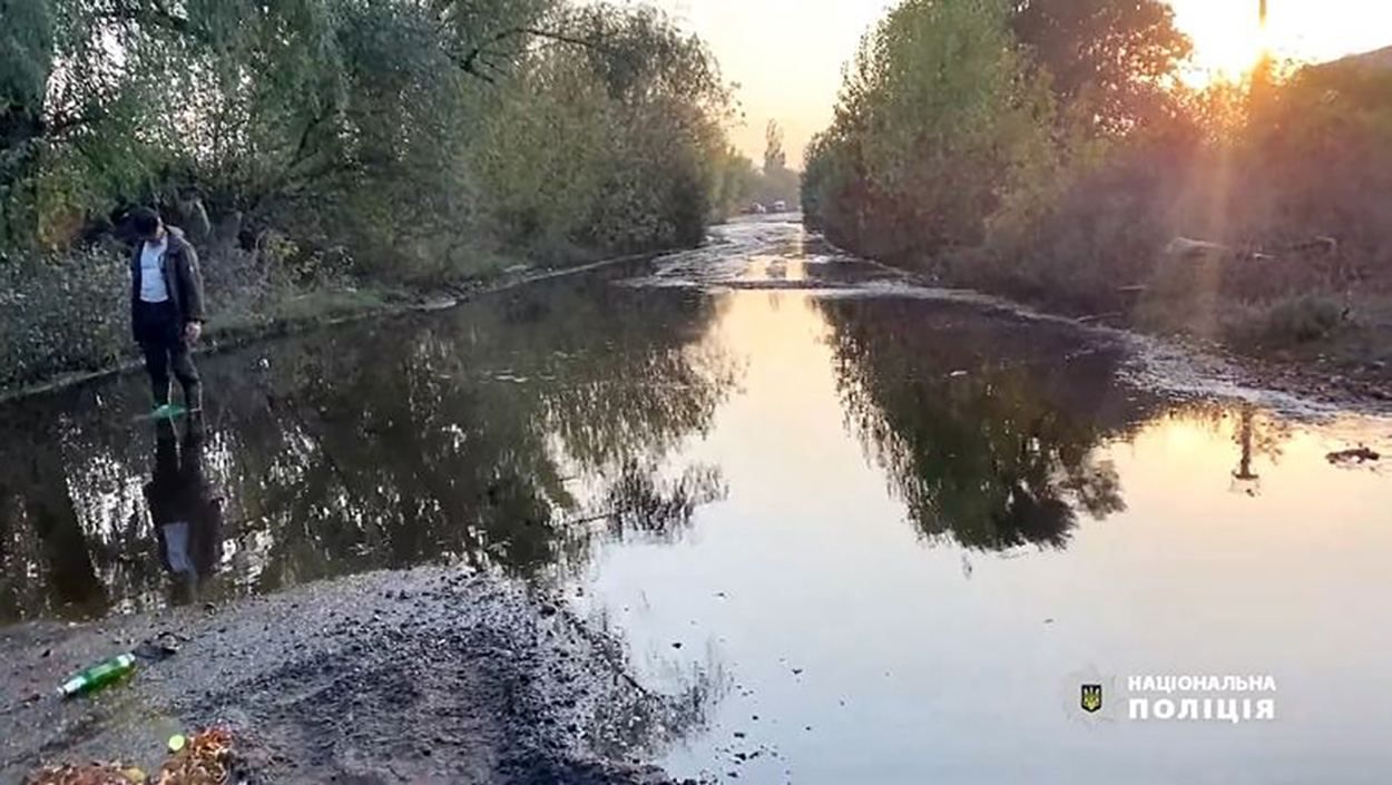  В Черкассах вытекло 100 тысяч тонн азотных удобрений