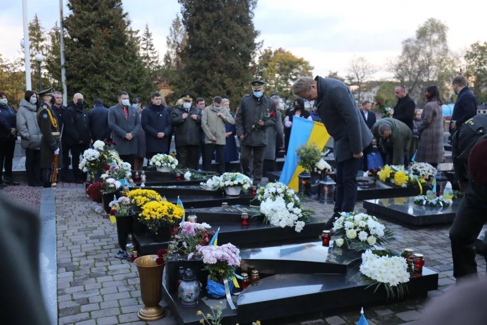 у Львові вшанували пам'ять загиблих героїв 