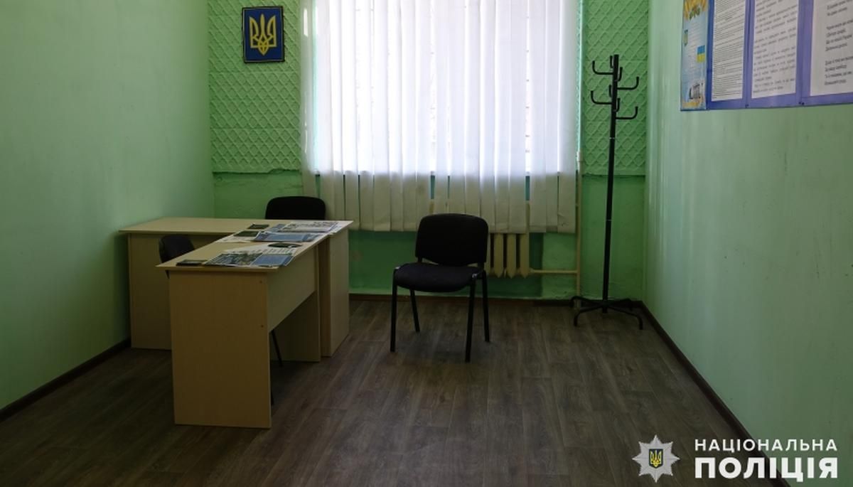 На Донеччині двох копів підозрюють у катуванні чоловіка На Донеччині двох копів підозрюють у катуванні чоловіка