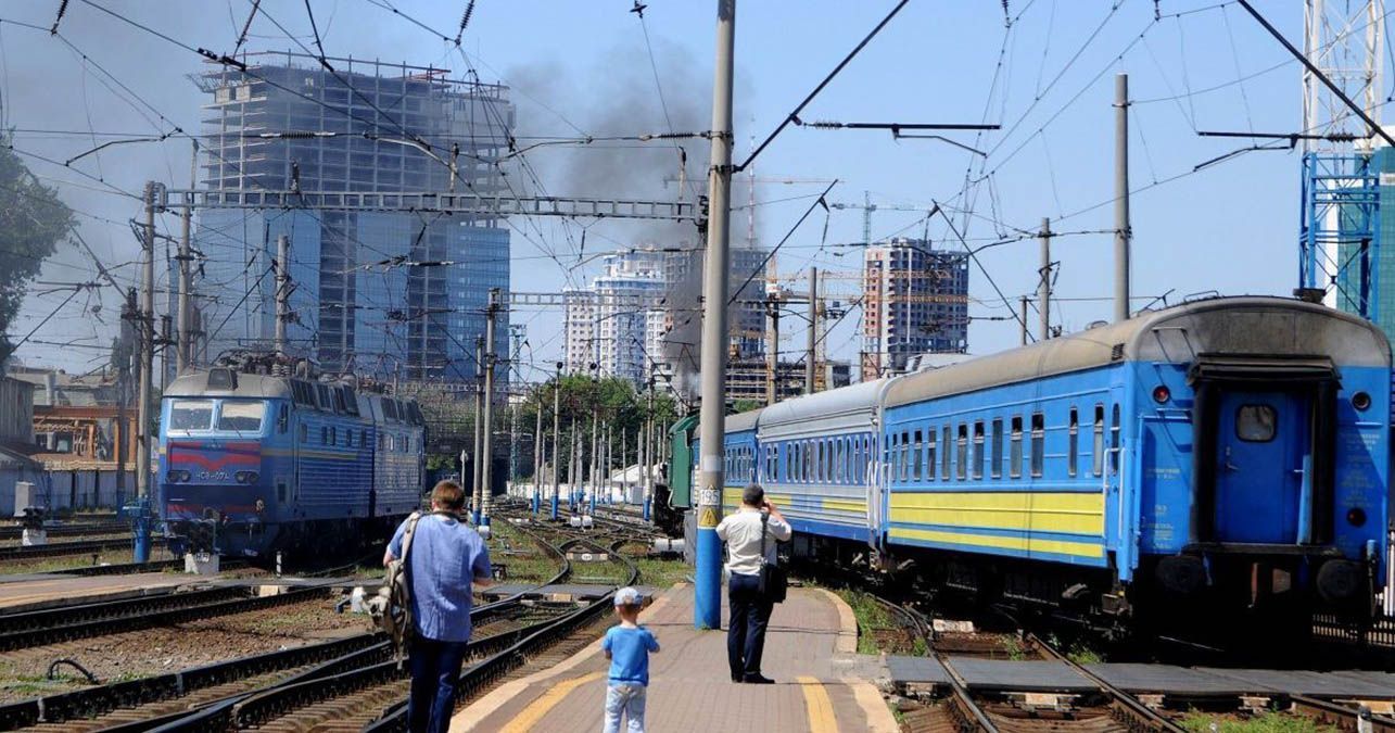 Укразалізниця закрила продаж квитків з Сум та відкрила з Тернополя Укразалізниця закрила продаж квитків з Сум та відкрила з Тернополя