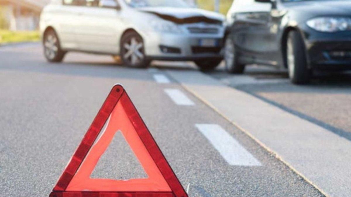 Водитель с признаками сьпяниння натворила беды Водитель с признаками сьпяниння натворила беды