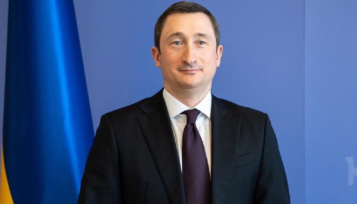 Олексій Чернишов захворів на коронавірус: що відомо про стан міністра Олексій Чернишов захворів на коронавірус: що відомо про стан міністра