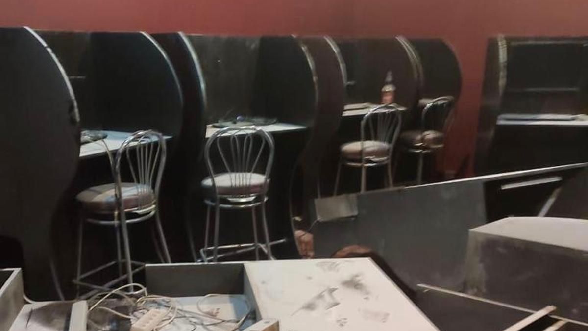 Поліцейські закрили кілька гральних закладів у Києві Поліцейські закрили кілька гральних закладів у Києві