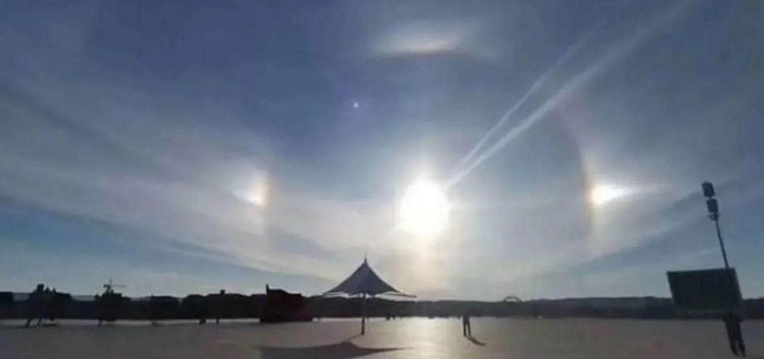 Над Китаем появилось три солнца: фото и видео Над Китаем появилось три солнца: фото и видео