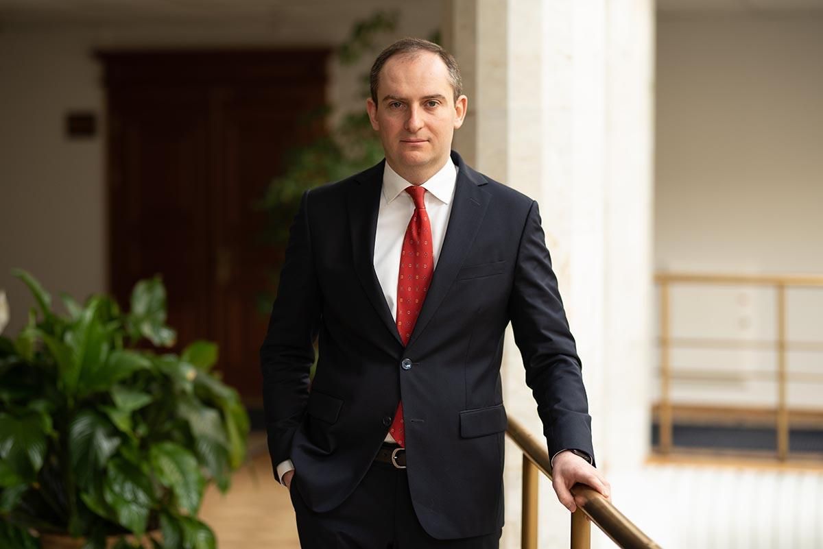 Верланов про сфабриковану СБУ справу "АрселорМіттал": Це згортання реформи та особиста помста Верланов про сфабриковану СБУ справу "АрселорМіттал": Це згортання реформи та особиста помста