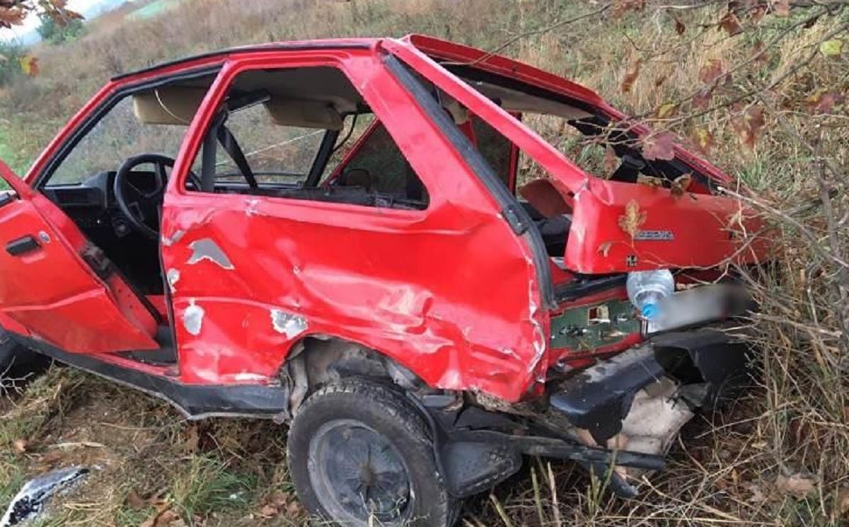 ДТП в Усатовому на Одещині 17.10.2020: постраждали діти - фото ДТП в Усатовому на Одещині 17.10.2020: постраждали діти - фото