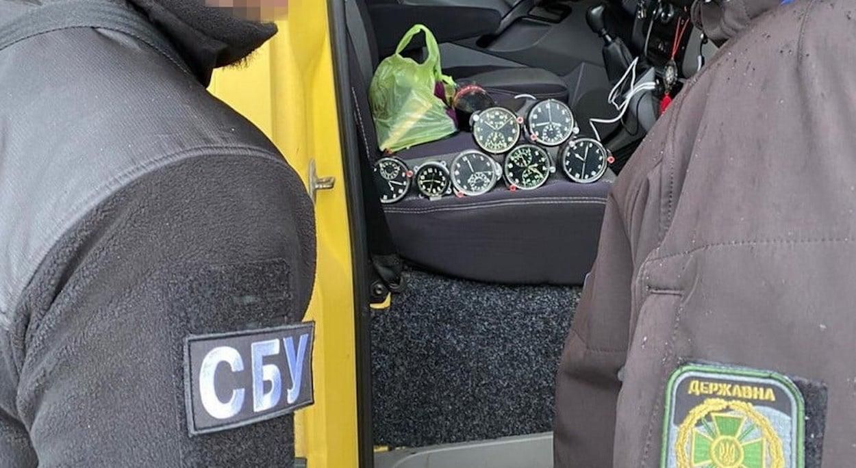 Деталі військових літаків таємно намагалися вивезти за кордон, – СБУ Деталі військових літаків таємно намагалися вивезти за кордон, – СБУ