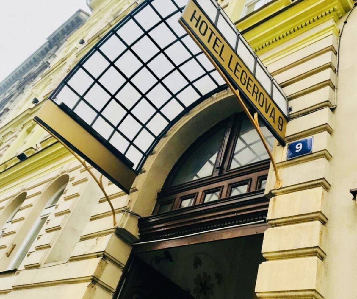 В Праге открыли отель Legerova 9 для больных на коронавирус