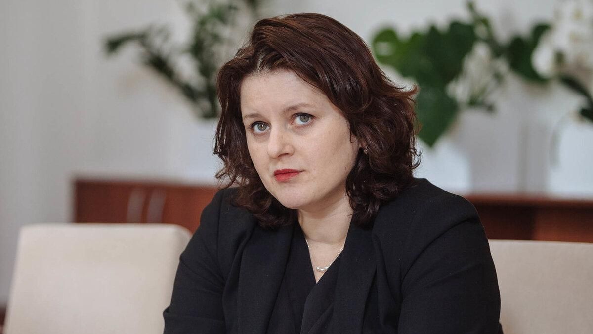 В Чехии Министерка Яна Малачова назвала премьера Андрея Бабиша дебилом В Чехии Министерка Яна Малачова назвала премьера Андрея Бабиша дебилом