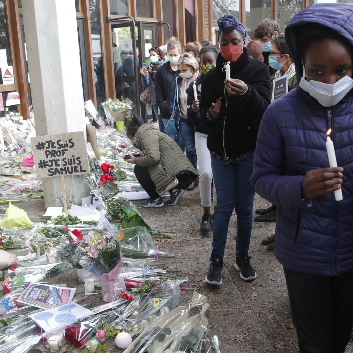 У Франції у резонансній справі про вбивство учителя затримали школярів, – ЗМІ