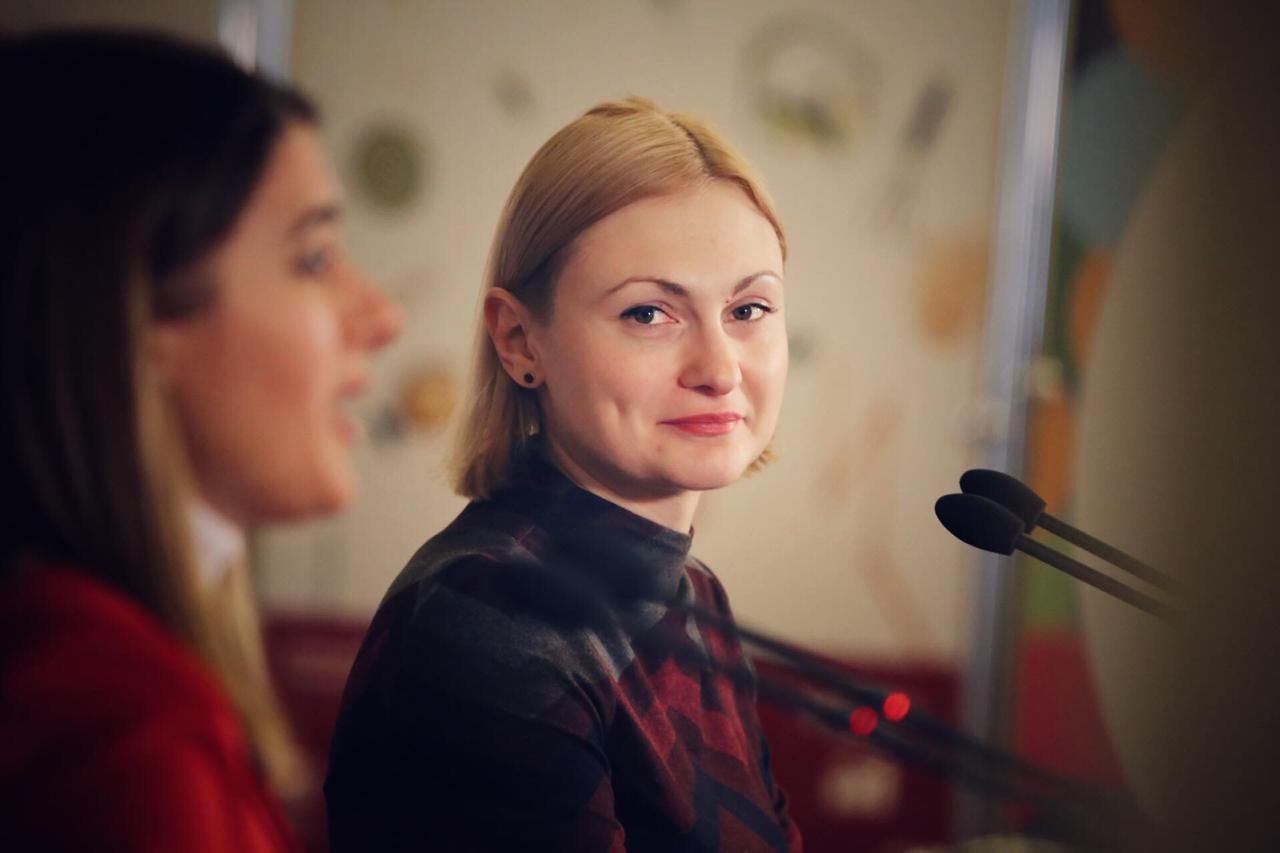 У "Слузі народу" пояснили, для чого їхні депутати їдуть на Донбас У "Слузі народу" пояснили, для чого їхні депутати їдуть на Донбас