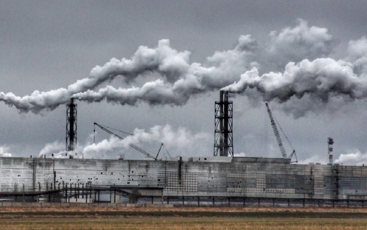 Колишній завод Фірташа в окупованому Криму звільнить робітників Колишній завод Фірташа в окупованому Криму звільнить робітників