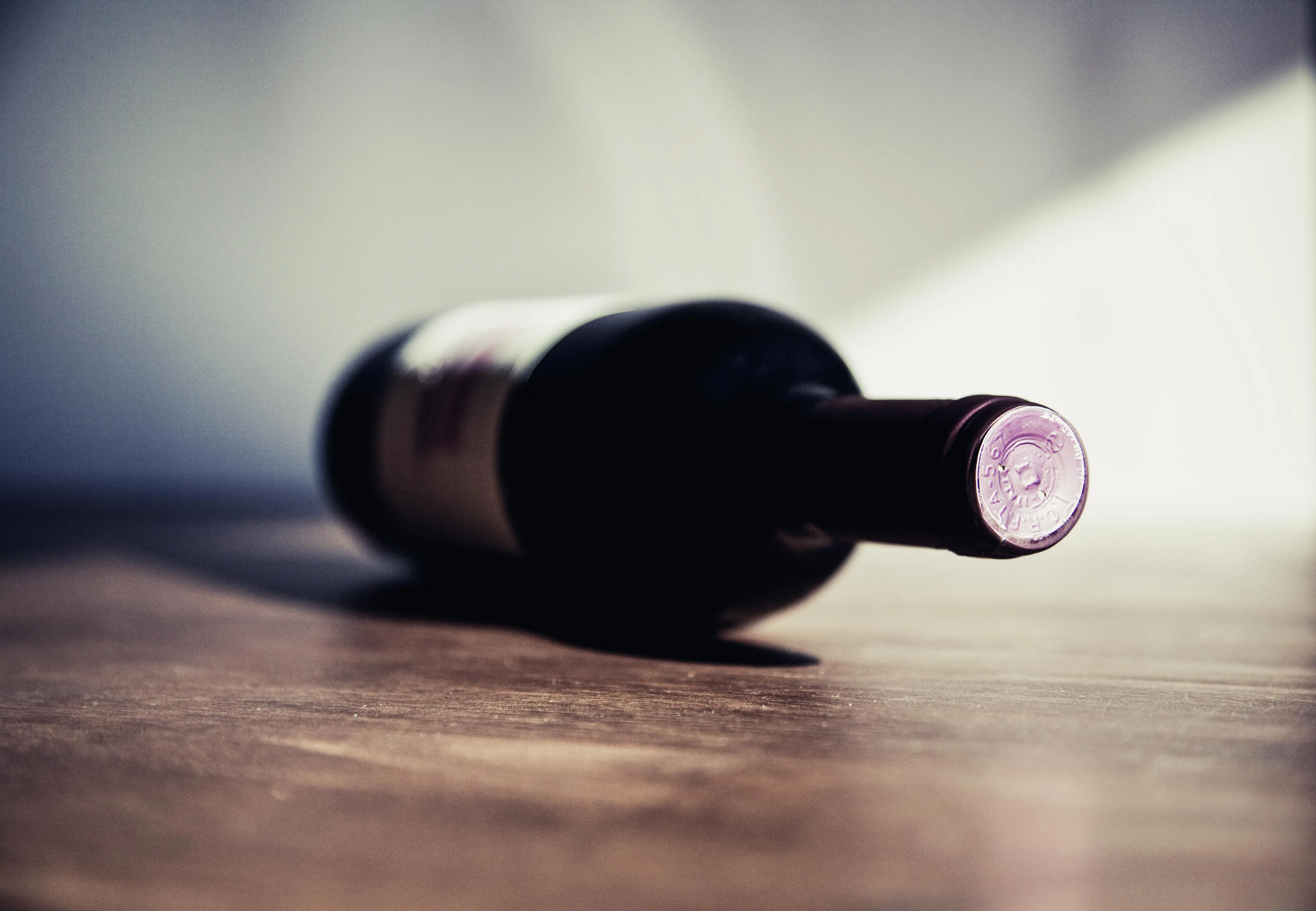 Горизонтальне положення — найкраще для зберігання вина