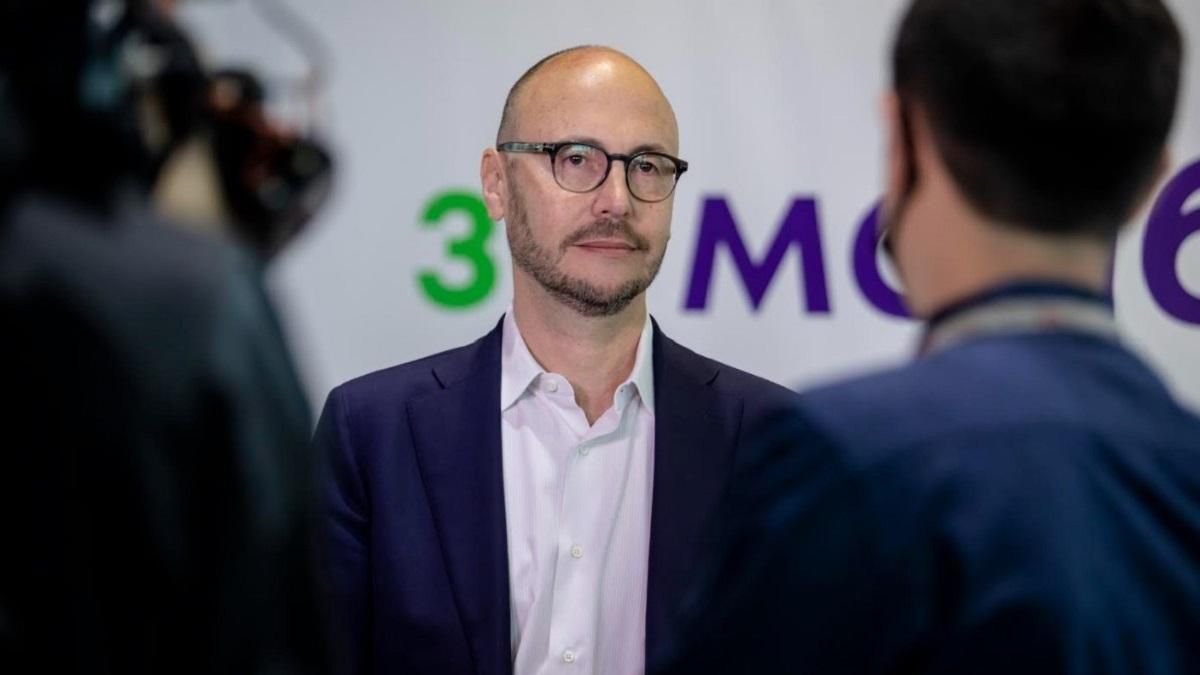 Гусовский призвал киевлян позаботиться о себе и прийти 25 октября на избирательные участки Гусовский призвал киевлян позаботиться о себе и прийти 25 октября на избирательные участки